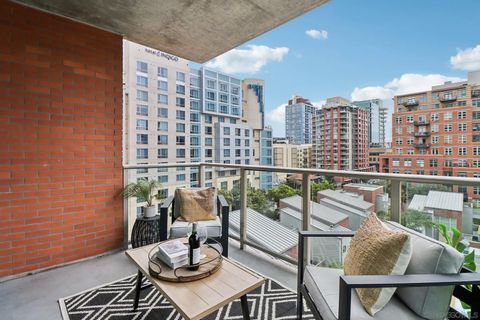 Tiny photo for 800 The Mark Lane #607, San Diego, CA 92101 (MLS # 260007744)