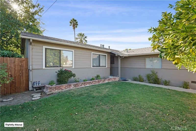 2213 Labrador Street