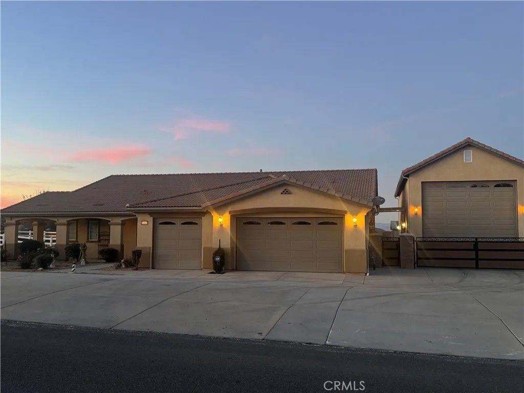 Photo of 25508 Beth Dr, Menifee, CA 92584 (MLS # SW26040837)