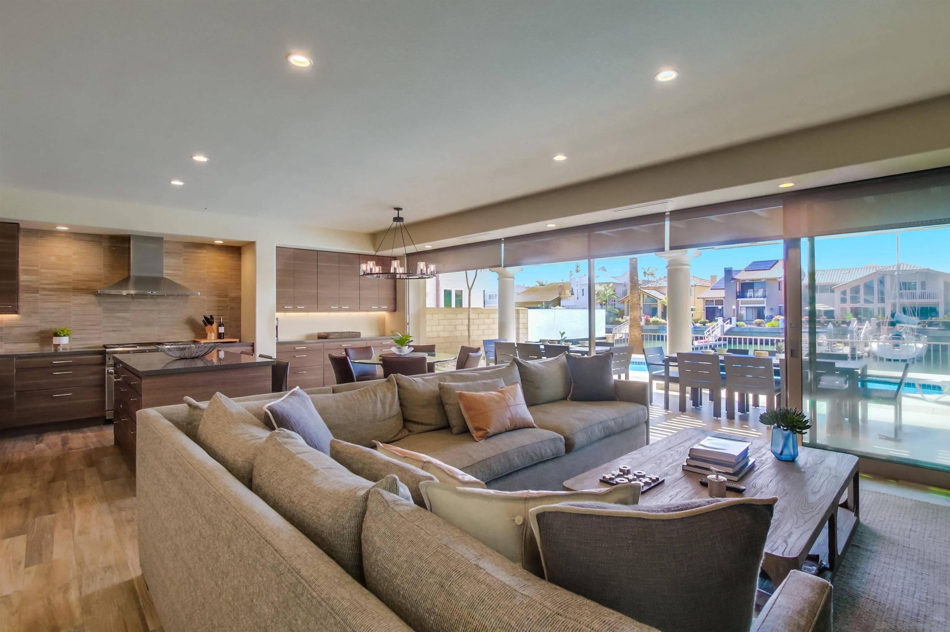 8 Buccaneer Way