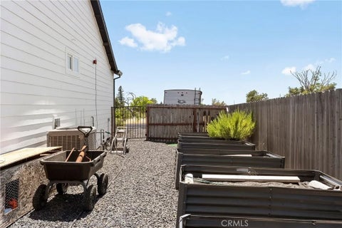 Tiny photo for 79 Grinding Rock RD, Paradise, CA 95969 (MLS # SN26155721)