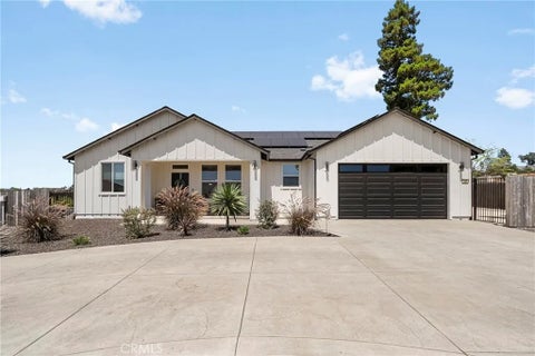 Photo of 79 Grinding Rock RD, Paradise, CA 95969 (MLS # SN26155721)