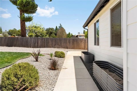 Tiny photo for 79 Grinding Rock RD, Paradise, CA 95969 (MLS # SN26155721)