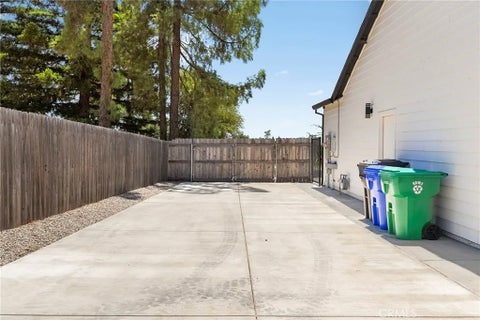 Tiny photo for 79 Grinding Rock RD, Paradise, CA 95969 (MLS # SN26155721)