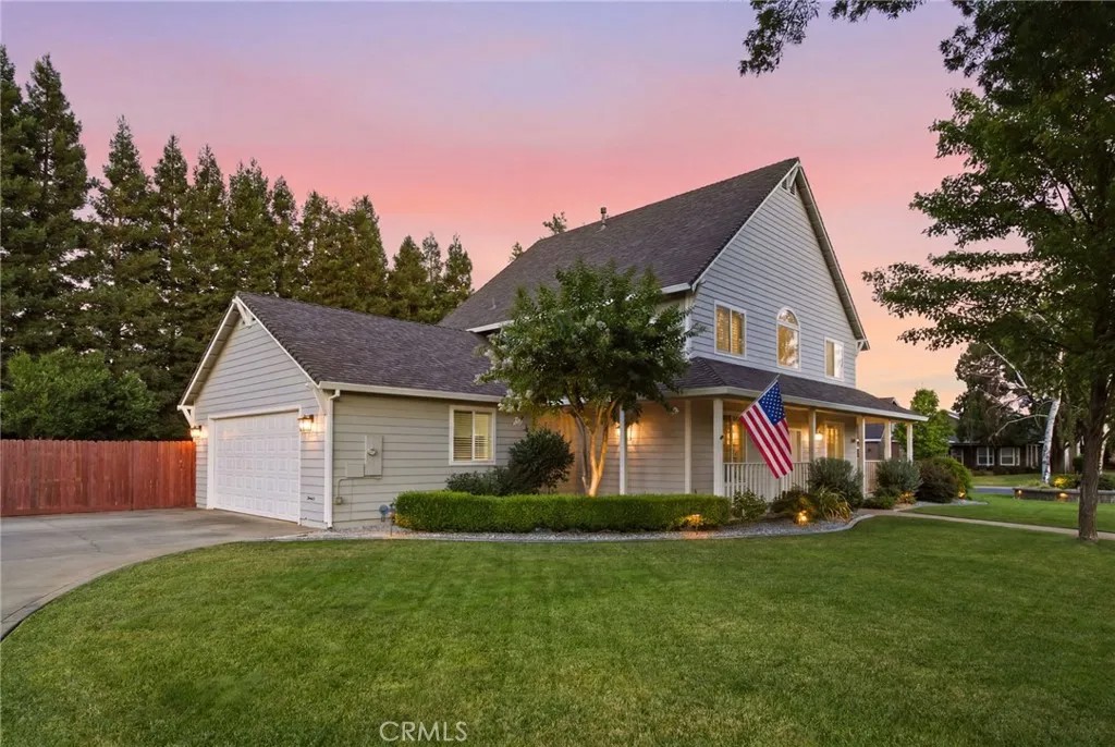 9340 La Rose Court