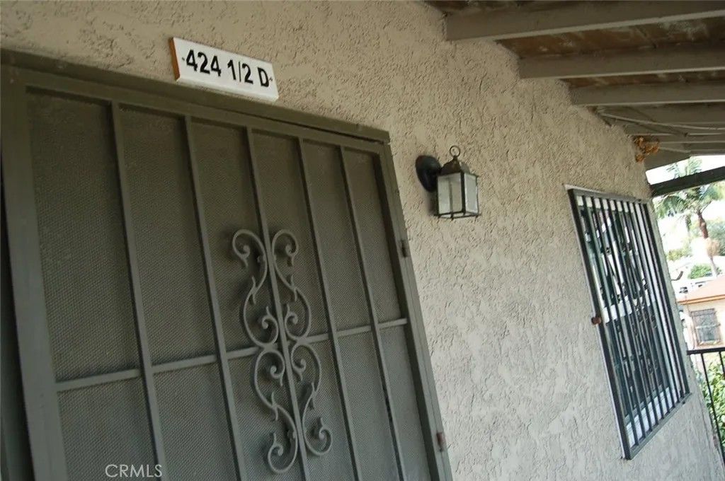 Photo of 422 W Palm Street #424 1/2D, Compton, CA 90220 (MLS # TR25276381)