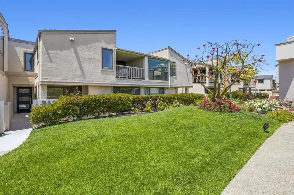 Photo of 561 S Sierra Avenue #34, Solana Beach, CA 92075 (MLS # NDP2603426)