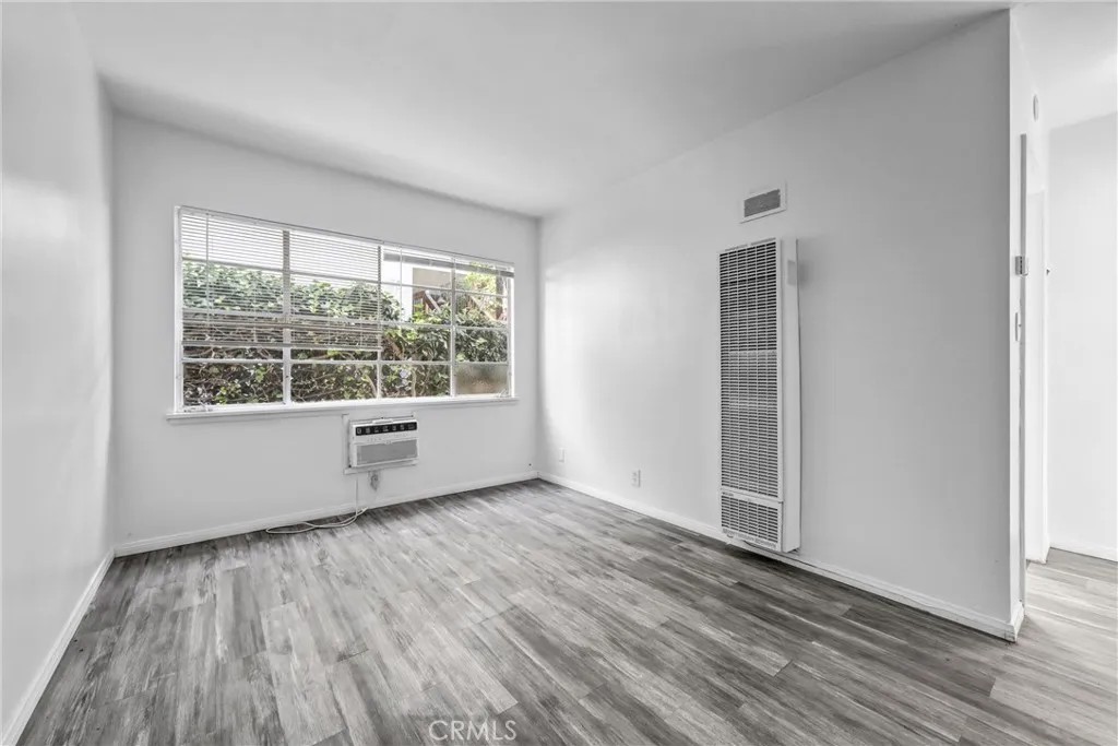 56 N Parkwood
