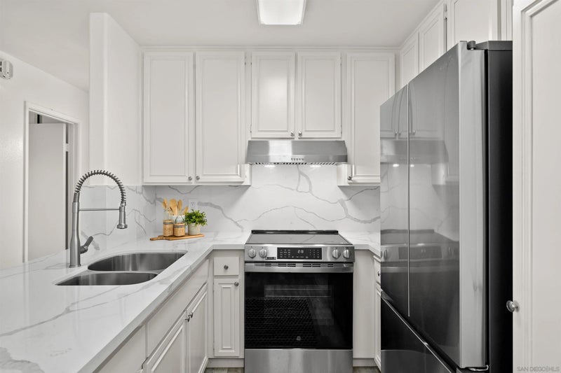 2605 Pico Pl 215