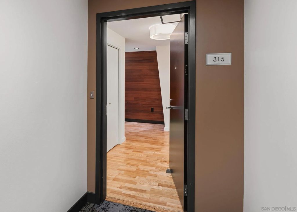 Photo of 1431 Pacific Hwy #315, San Diego, CA 92101 (MLS # 260010535)