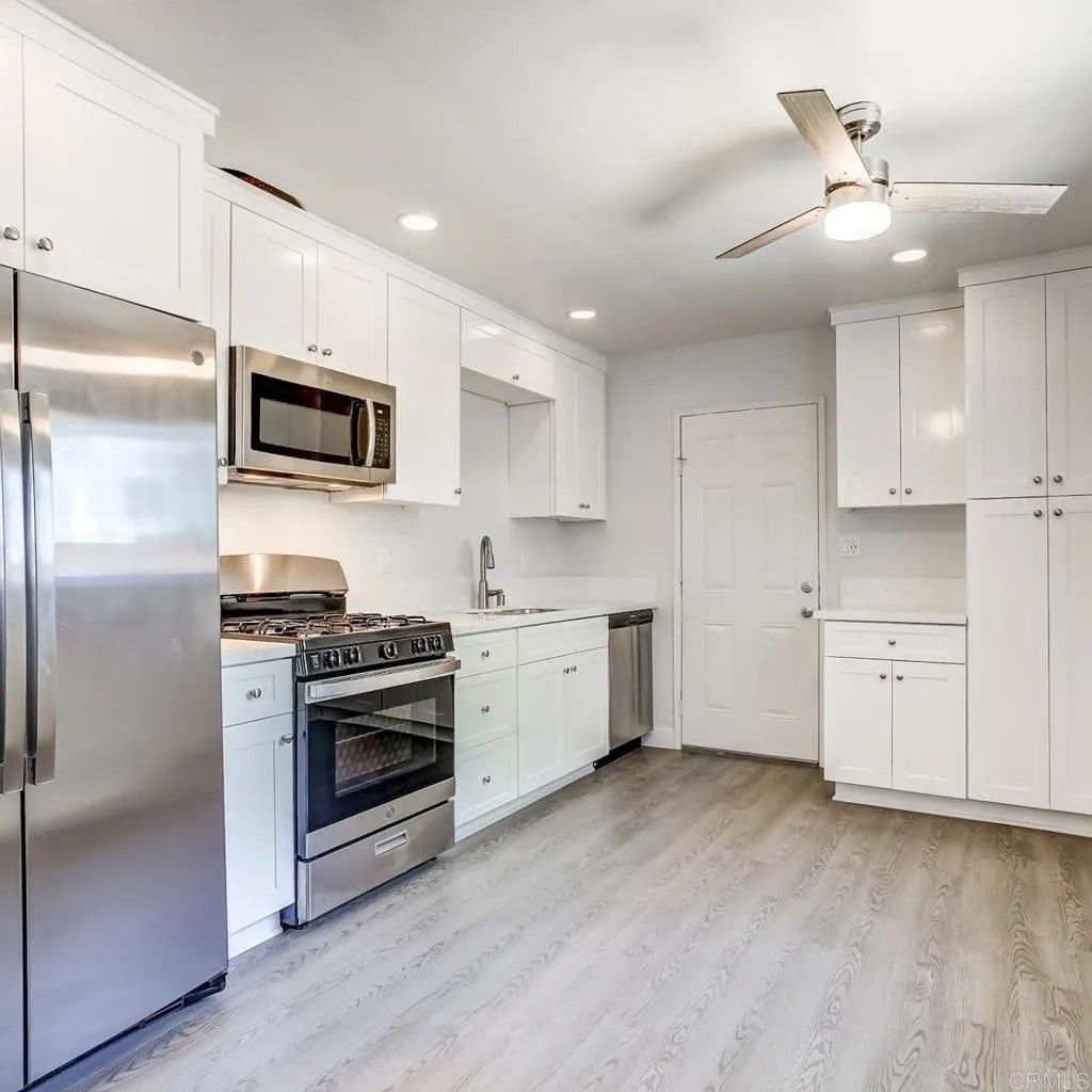 Photo of 1031 E Pennsylvania Avenue, Escondido, CA 92025 (MLS # NDP2511393)