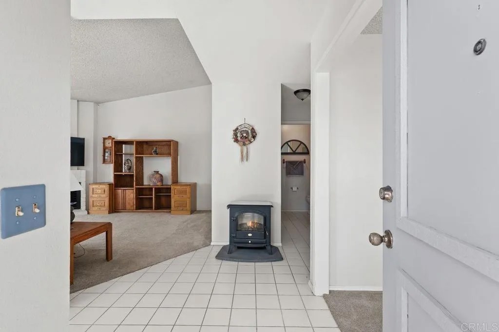 8338 Ora Belle Ln.