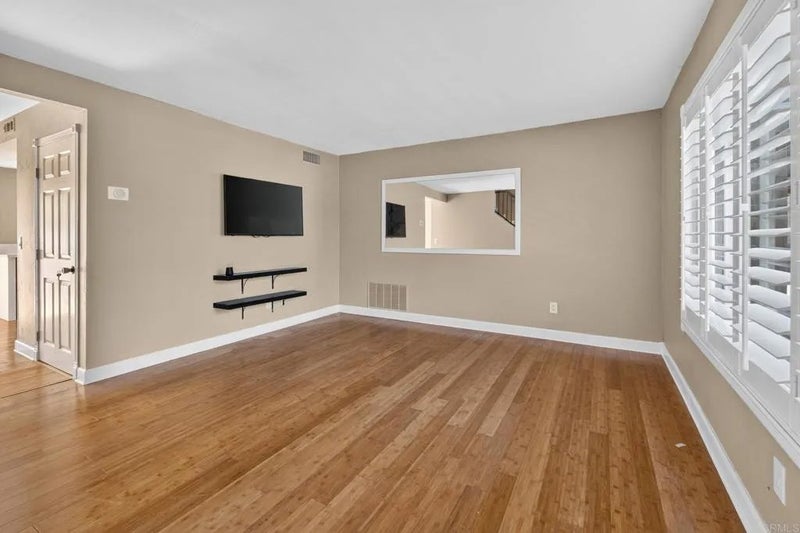 2138 Via Robles