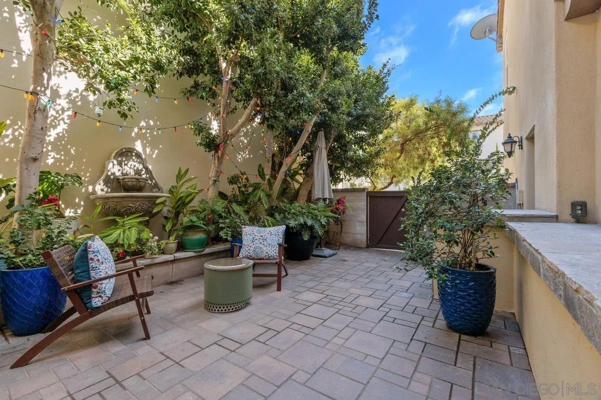 6095 Blue Dawn Trail