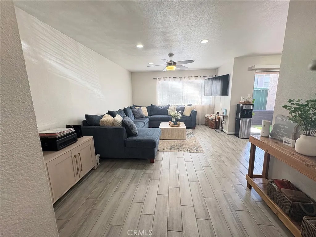 2255 Cahuilla 49