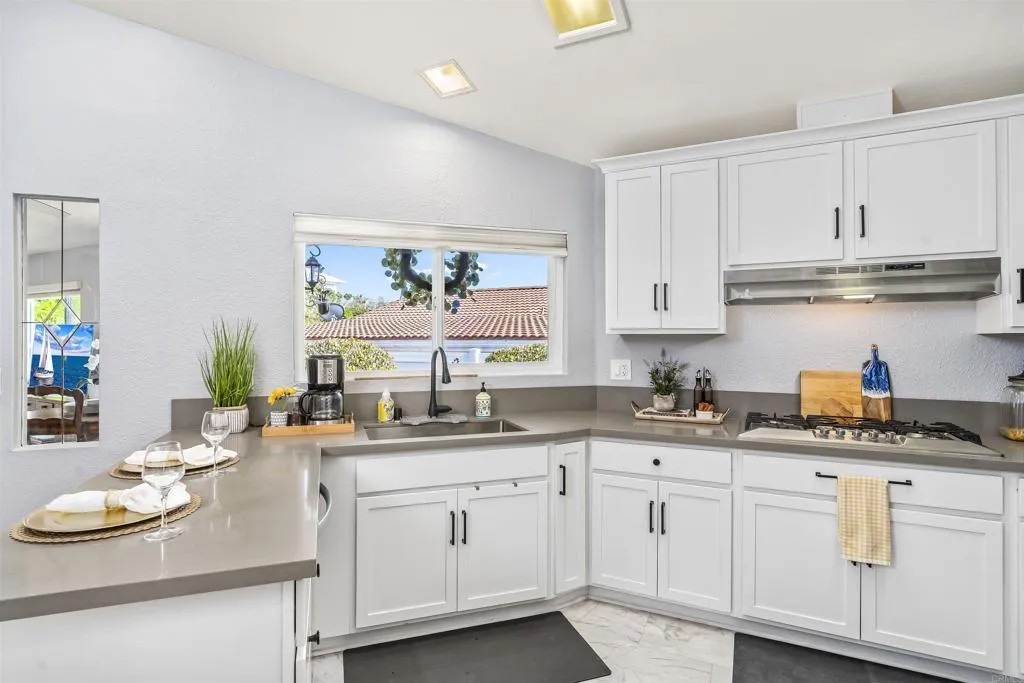 2010 W San Marcos Blvd #26