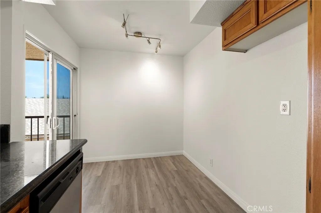 7641 Reseda Boulevard 126