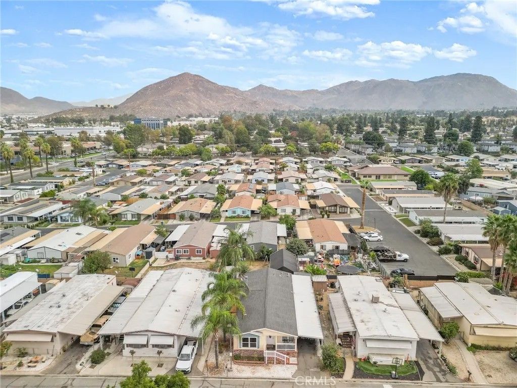 Photo of 138 Sir Damas, Riverside, CA 92507 (MLS # IV25257496)