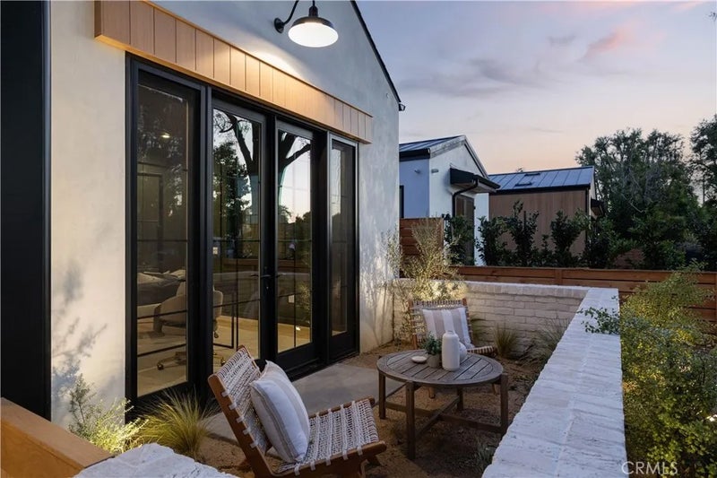 2558 Westminster