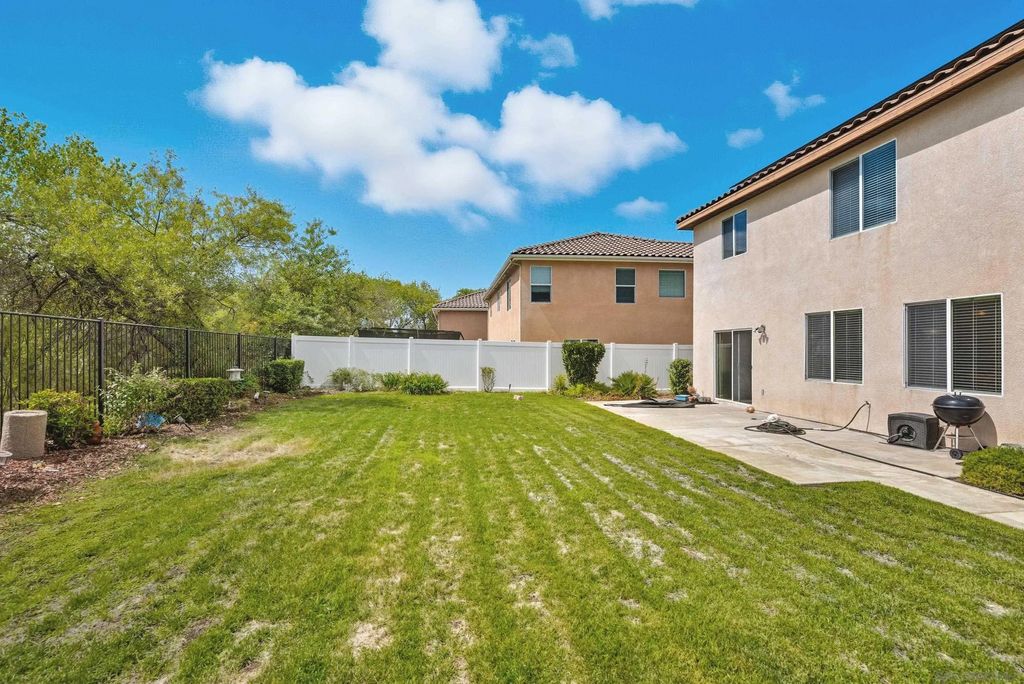 Photo of 29213 Broken Arrow Way, Murrieta, CA 92563 (MLS # 250041198)