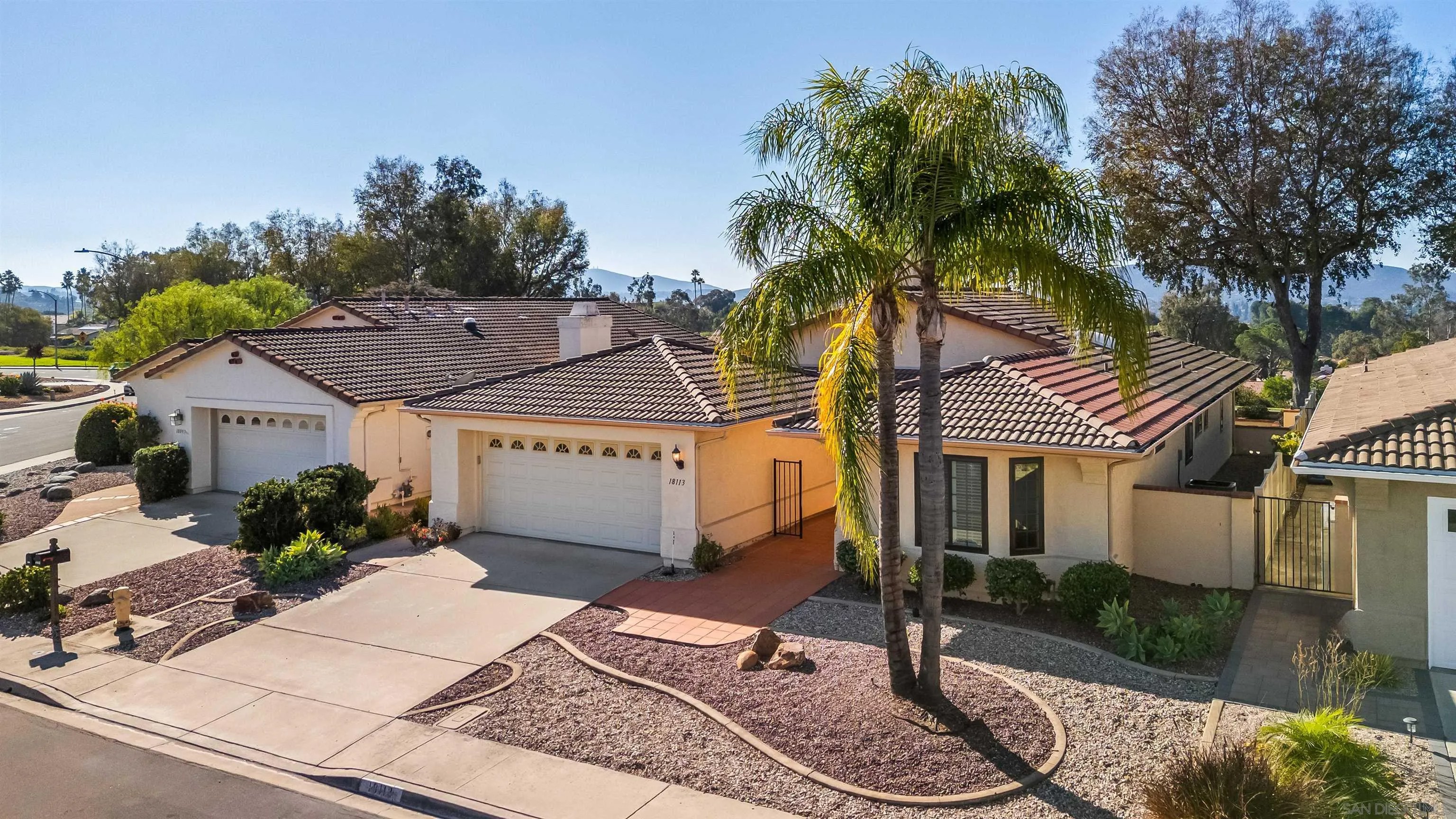 18113 Calle Estepona