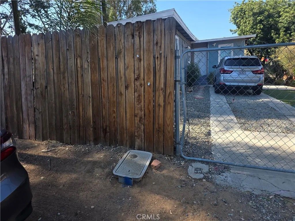 Photo of 18354 Walnut Avenue, Lake Elsinore, CA 92532 (MLS # PW25167522)