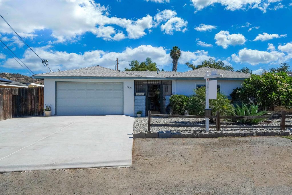 Photo of 10025 Tamil Rd, Lakeside, CA 92040 (MLS # 250041703)