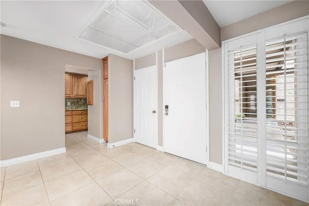 7106 Marina Pacifica Drive South