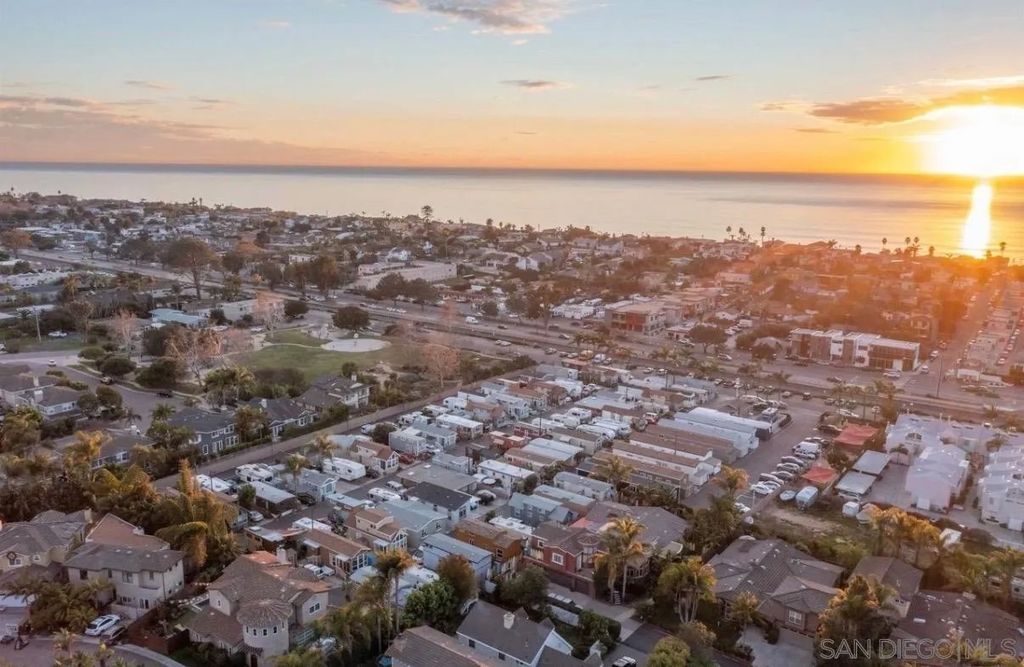 Photo of 1549 N Vulcan Ave #82, Encinitas, CA 92024 (MLS # 250042440)