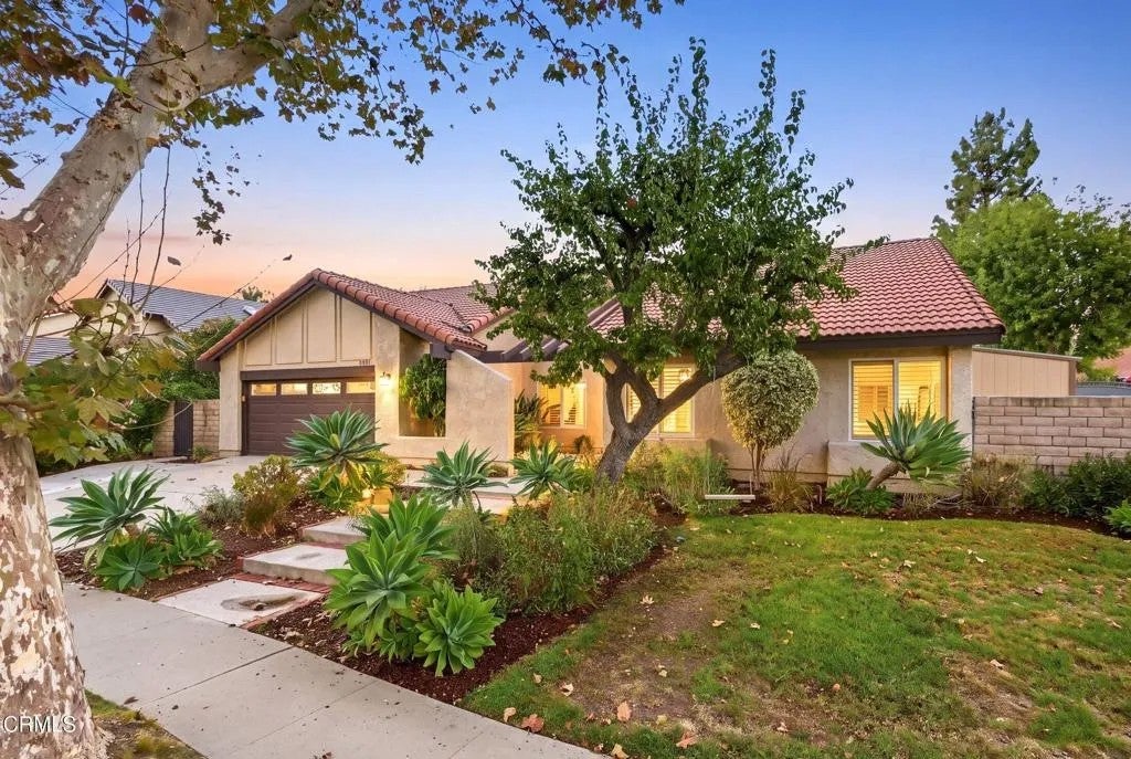 Photo of 2814 Stacy Drive, Simi Valley, CA 93063 (MLS # V1-38820)