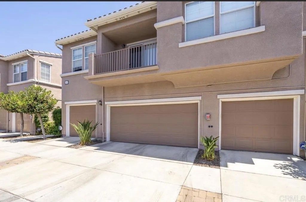 Photo of 1381 Caminito Capistrano #5, Chula Vista, CA 91913 (MLS # PTP2603980)