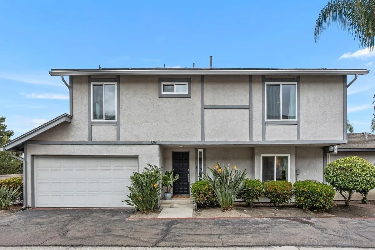 2819 Unicornio St.