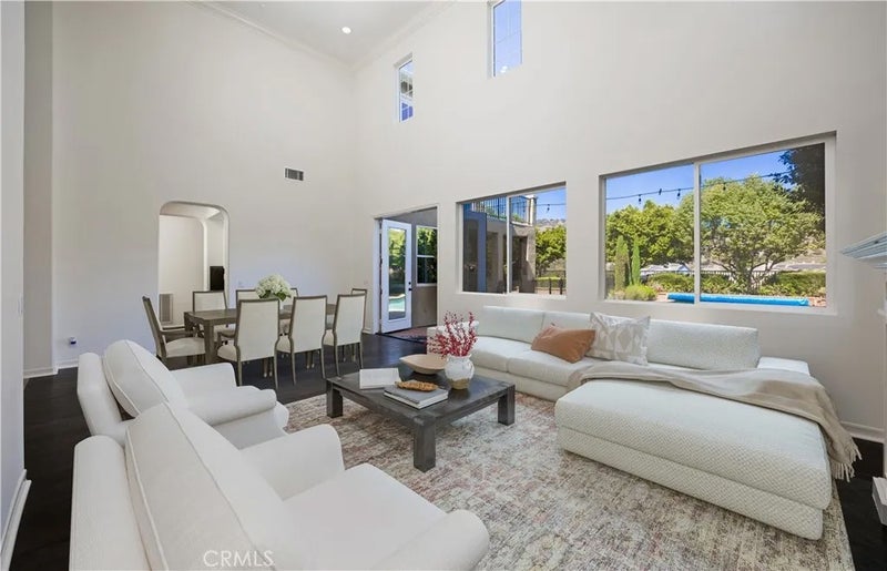 436 Tangerine Place
