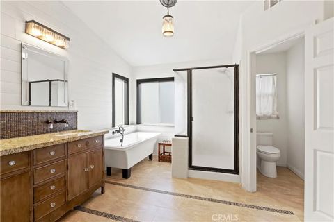 Tiny photo for 37093 Almond Circle, Murrieta, CA 92563 (MLS # SW25243234)