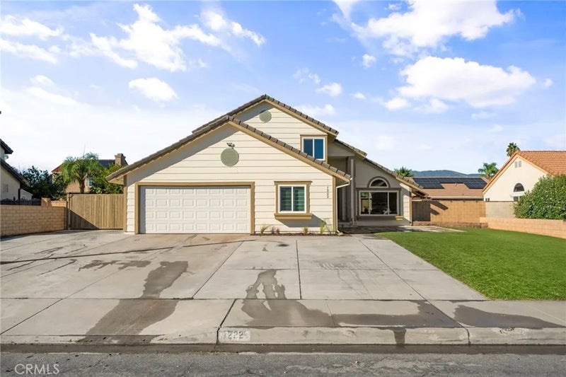 1222 W Cimarron