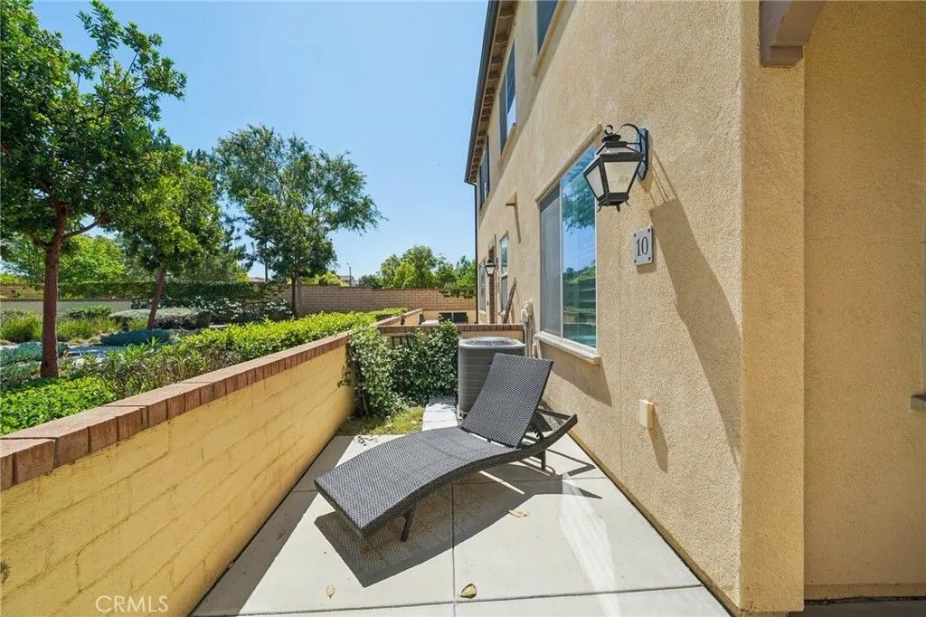 Photo of 3160 E Yountville Drive #10, Ontario, CA 91761 (MLS # CV26070132)