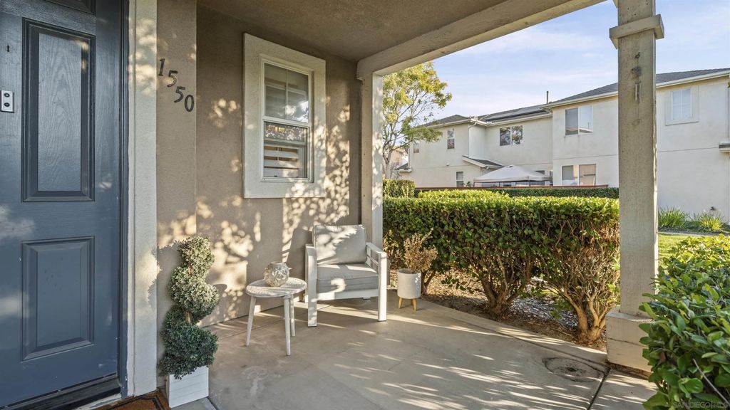 Photo of 1550 Dusk Sky Lane, Chula Vista, CA 91915 (MLS # 250045189)