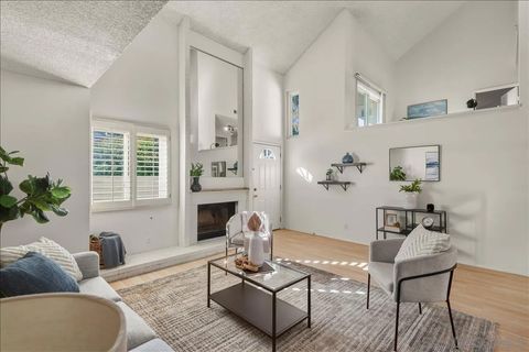 Tiny photo for 4614 Villas Dr, Bonita, CA 91902 (MLS # 250045410)