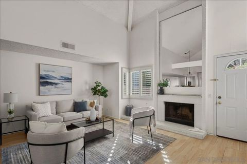 Tiny photo for 4614 Villas Dr, Bonita, CA 91902 (MLS # 250045410)