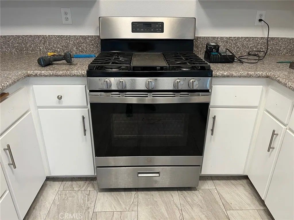 Photo of 10297 Redlands Avenue, Hesperia, CA 92345 (MLS # HD26038827)