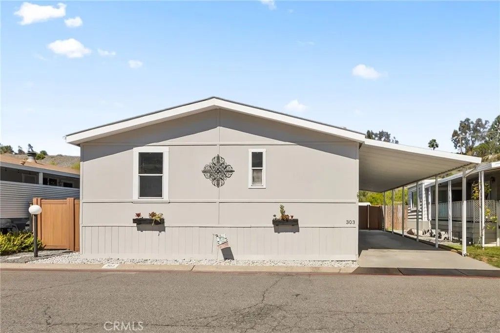 Photo of 4901 Green River #303, Corona, CA 92880 (MLS # PW26052365)