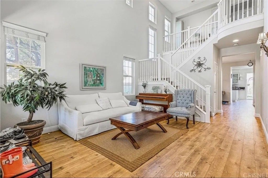 Photo of 26852 Cottonwood Court, Valencia, CA 91381 (MLS # IG26044996)