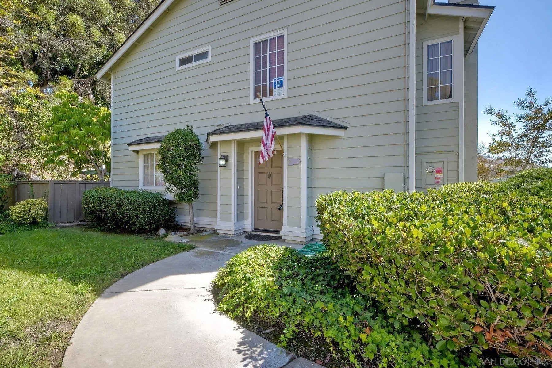 2885 Sanford Ln