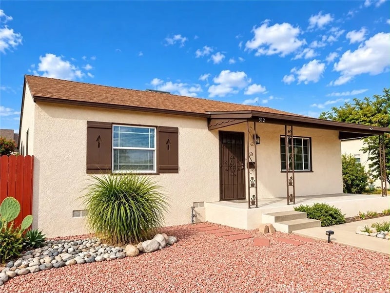 312 W Lugonia