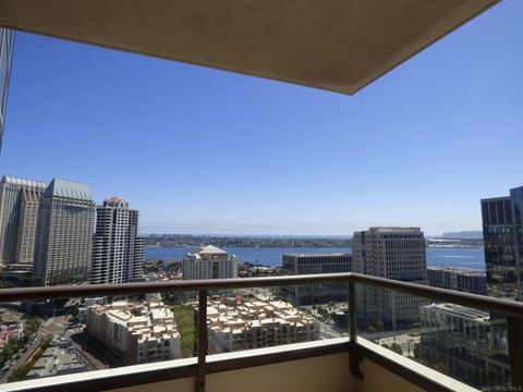 Tiny photo for 700 W E St #2201, San Diego, CA 92101 (MLS # 250036106)