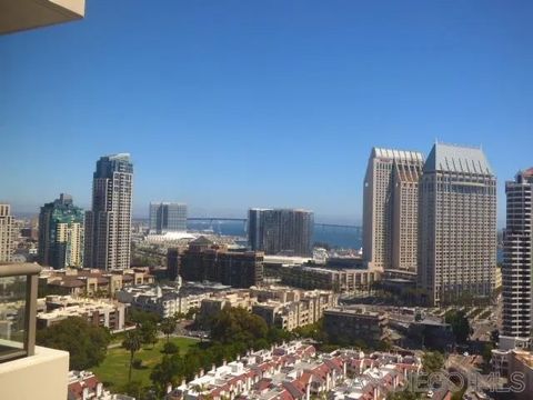 Tiny photo for 700 W E St #2201, San Diego, CA 92101 (MLS # 250036106)