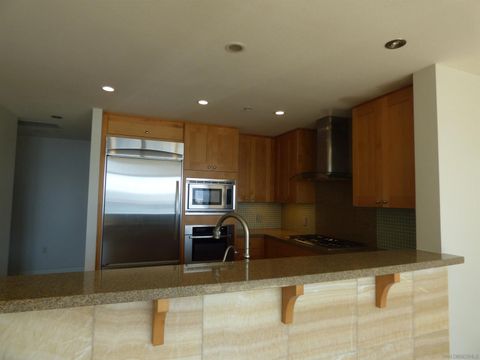 Tiny photo for 700 W E St #2201, San Diego, CA 92101 (MLS # 250036106)