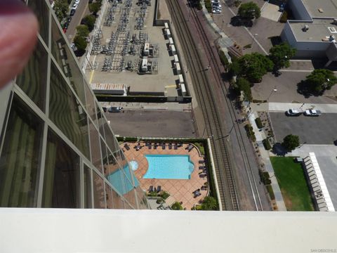 Tiny photo for 700 W E St #2201, San Diego, CA 92101 (MLS # 250036106)