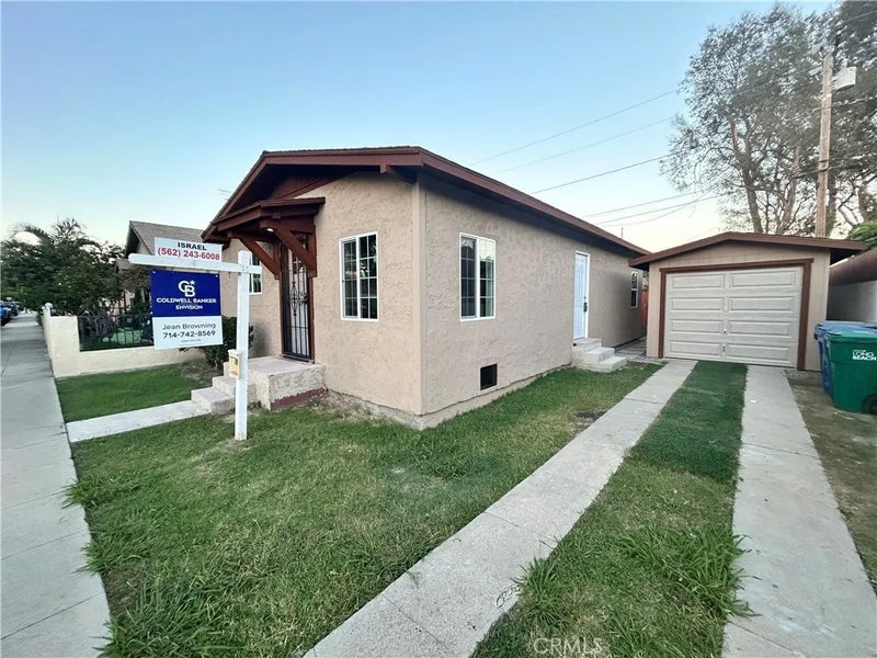 2412 Gale Avenue