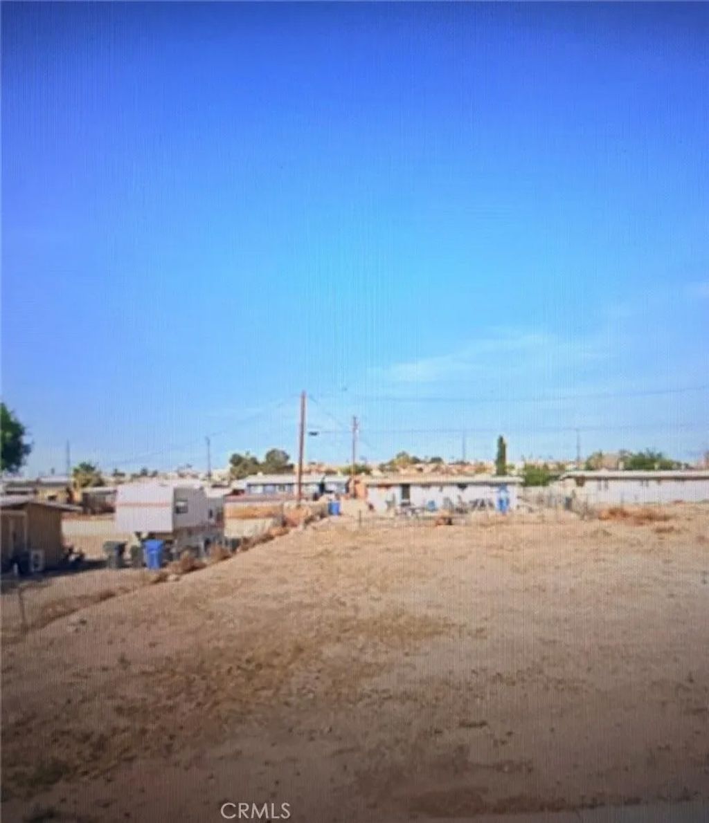 Photo of 1426 Sage Dr, Barstow, CA 92311 (MLS # CV26104361)